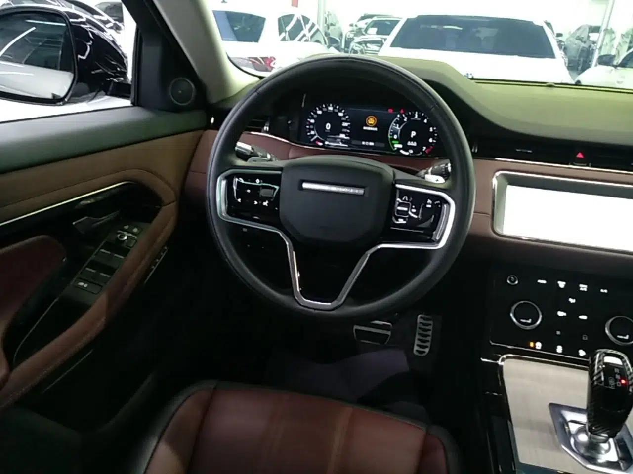 Used Land Rover Range Evoque New Energy 2022 Aurora L P300e Plug-in Hybrid Electric Version — миниатюра 13