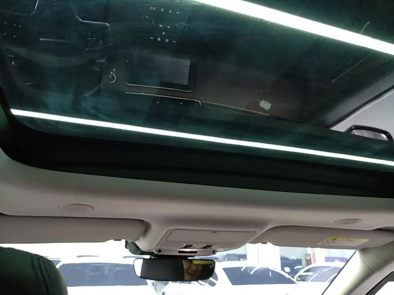 Used Land Rover Range Evoque New Energy 2022 Aurora L P300e Plug-in Hybrid Electric Version — миниатюра 21