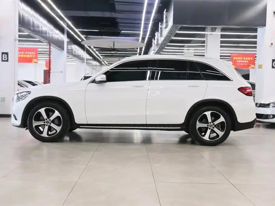 2018 Mercedes-Benz GLC 260 4MATIC Luxury — миниатюра 3