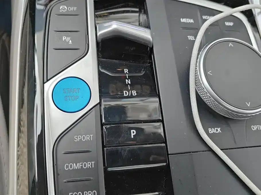 BMW i3 2022 eDrive 35L — миниатюра 16
