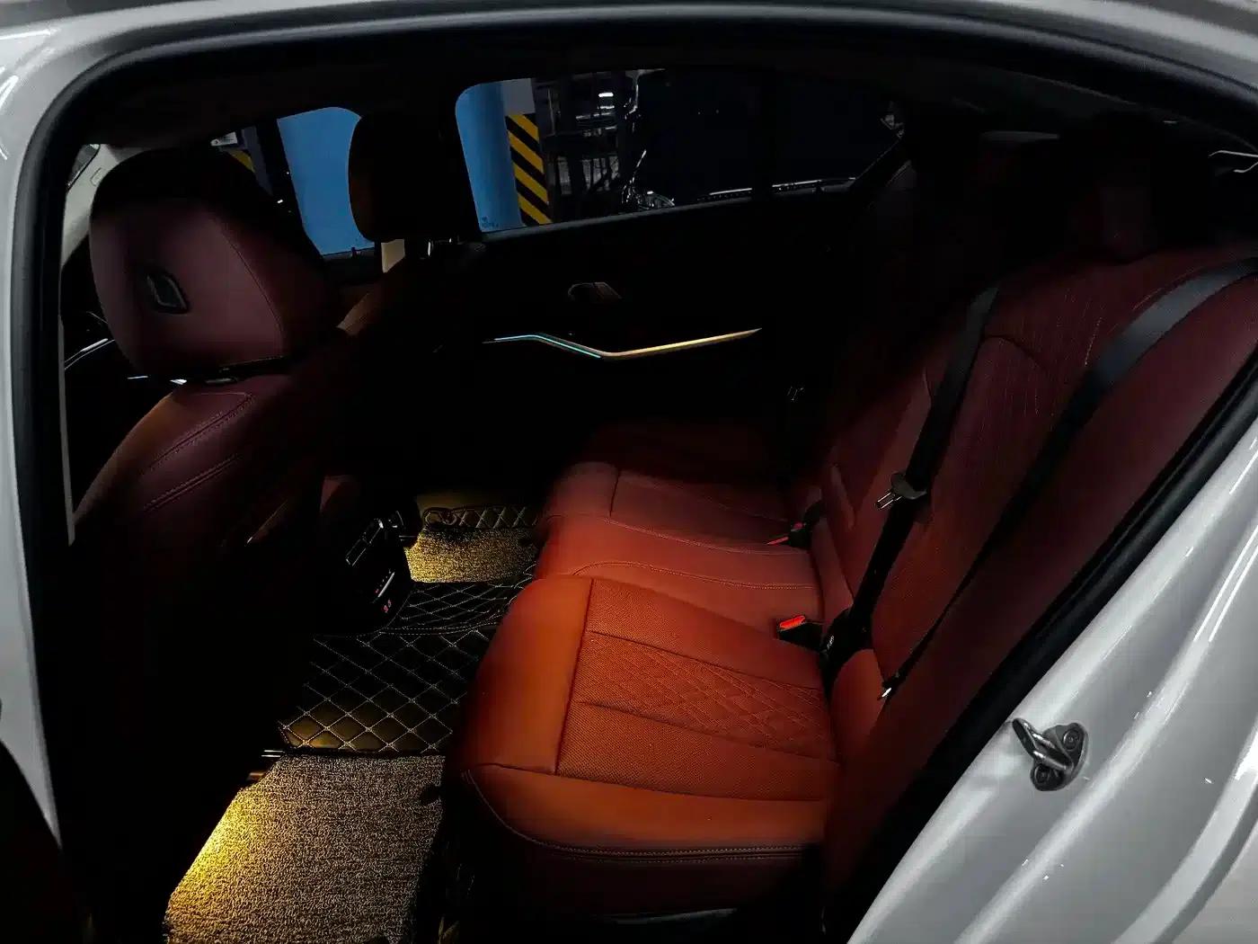 BMW i3 2024 eDrive 40 L Shadow Edition — миниатюра 16