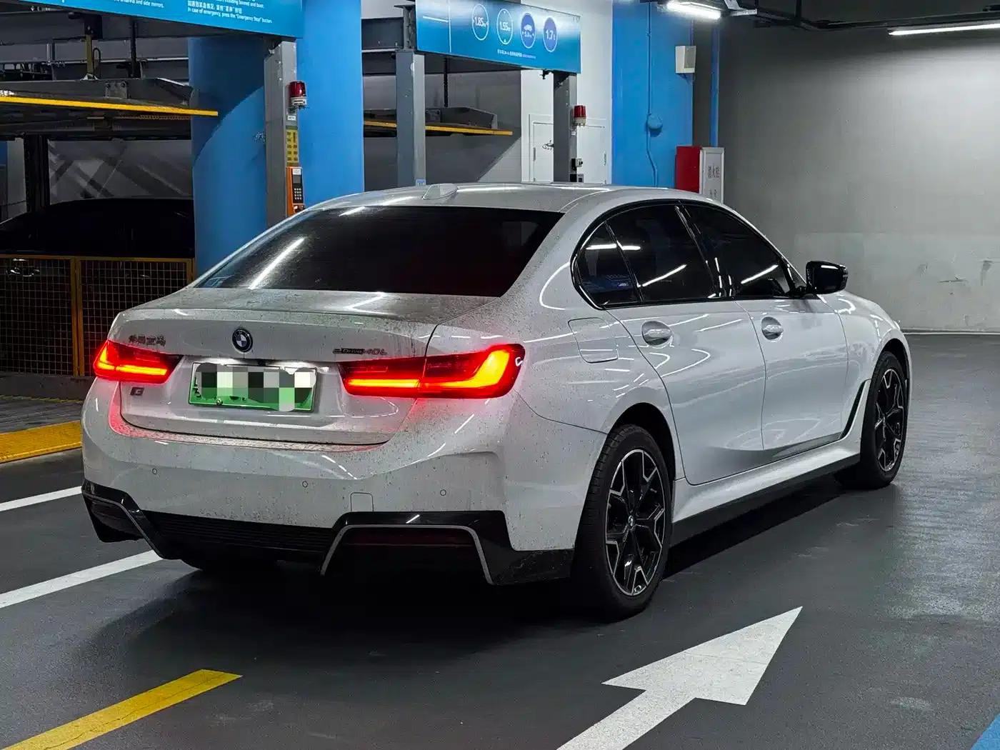 BMW i3 2024 eDrive 40 L Shadow Edition — миниатюра 6
