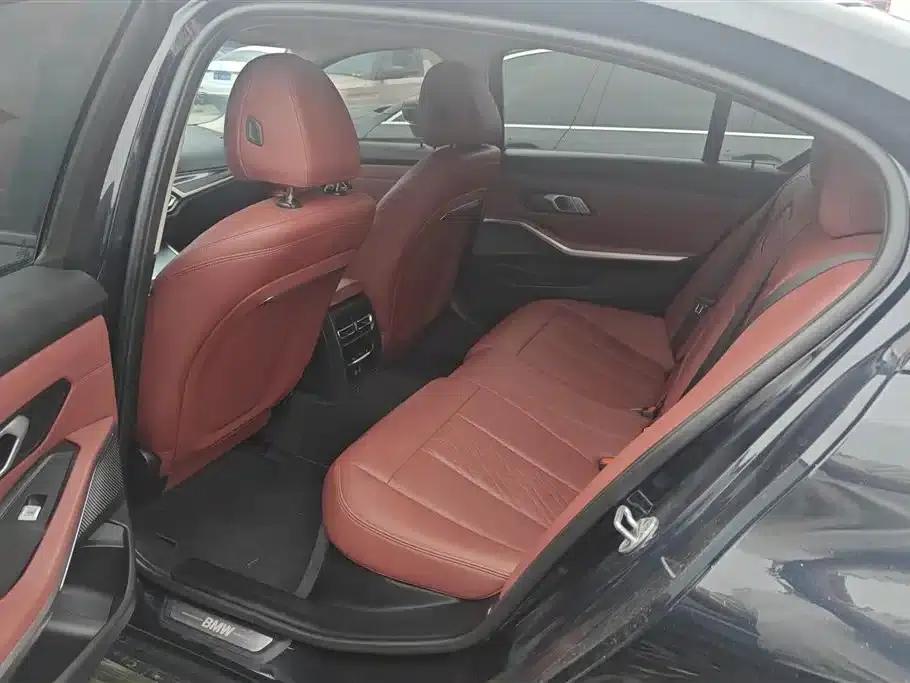 BMW i3 2023 eDrive 40 L Shadow Edition — миниатюра 11