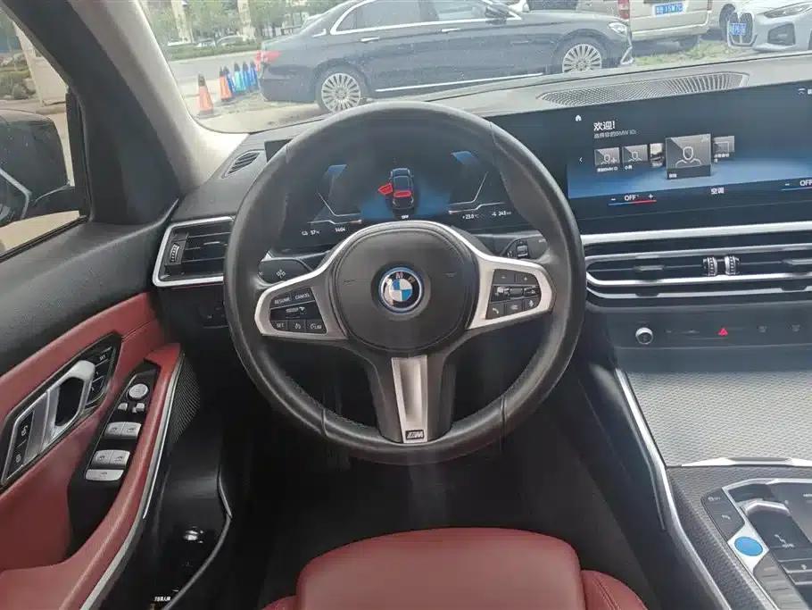 BMW i3 2023 eDrive 40 L Shadow Edition — миниатюра 15