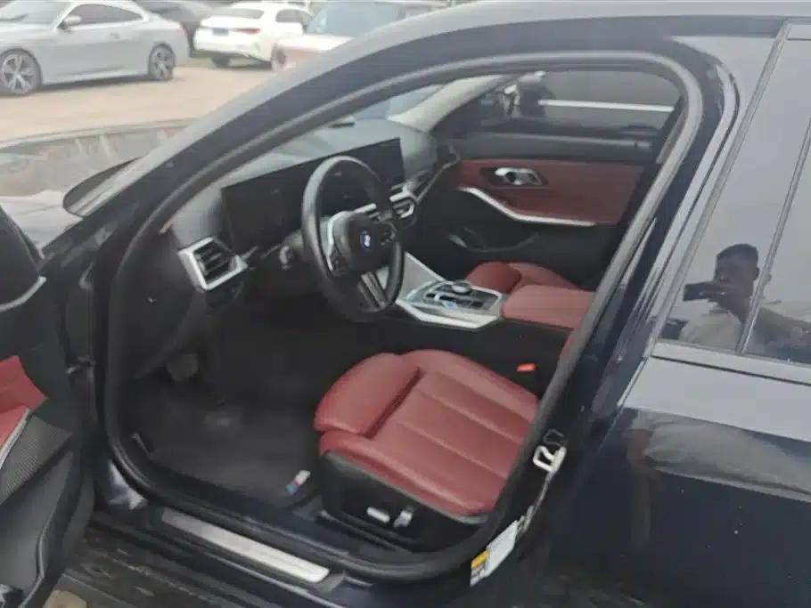 BMW i3 2023 eDrive 40 L Shadow Edition — миниатюра 9