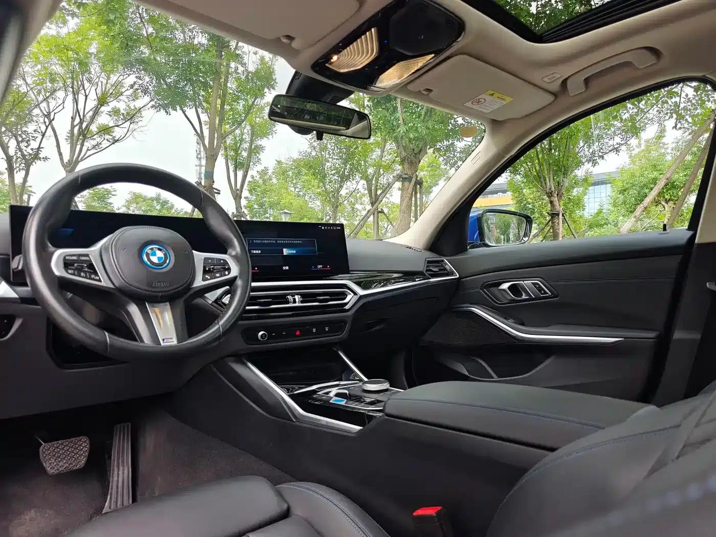 BMW i3 2022 eDrive 35L — миниатюра 13