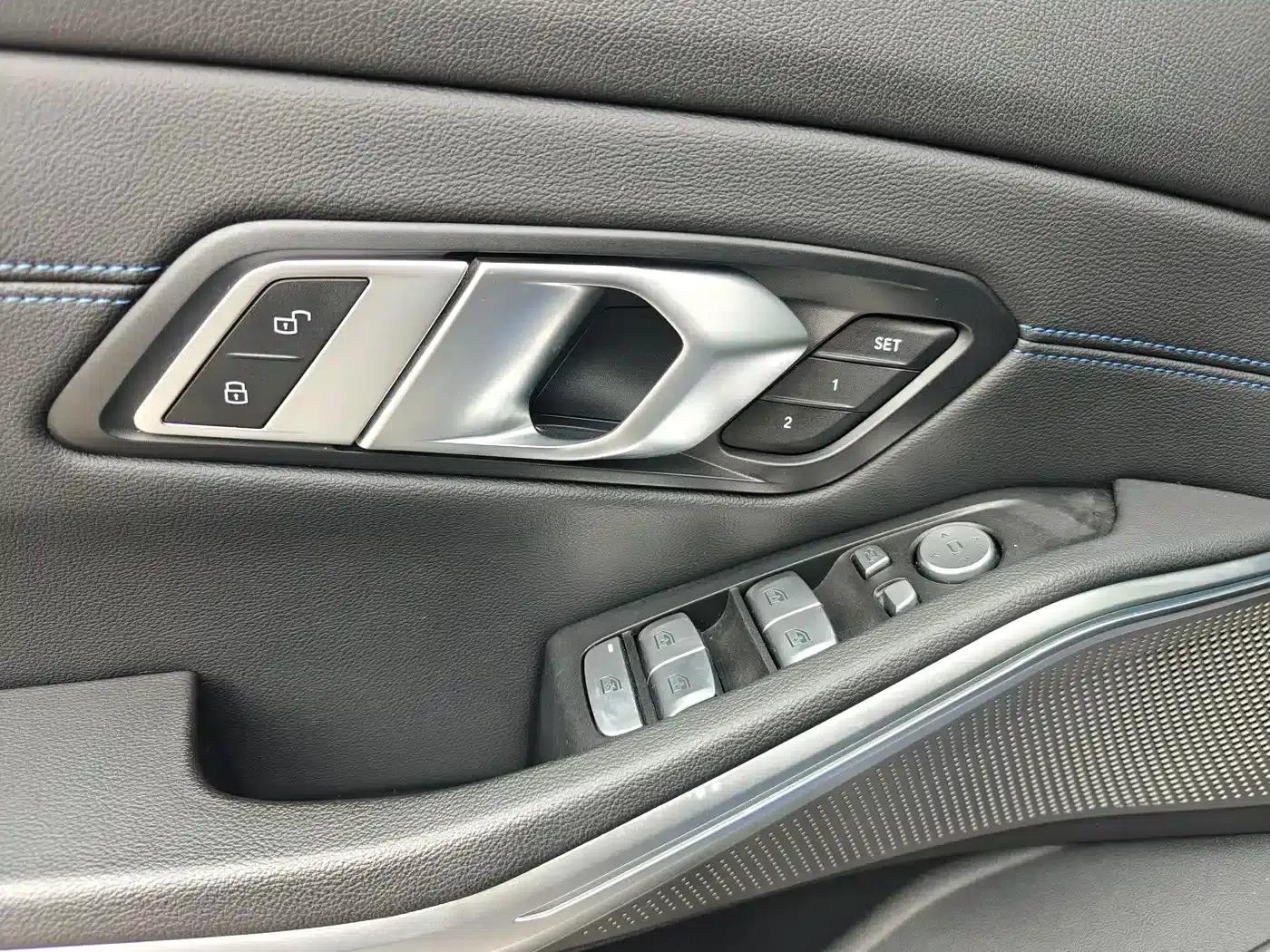 BMW i3 2022 eDrive 35L — миниатюра 20