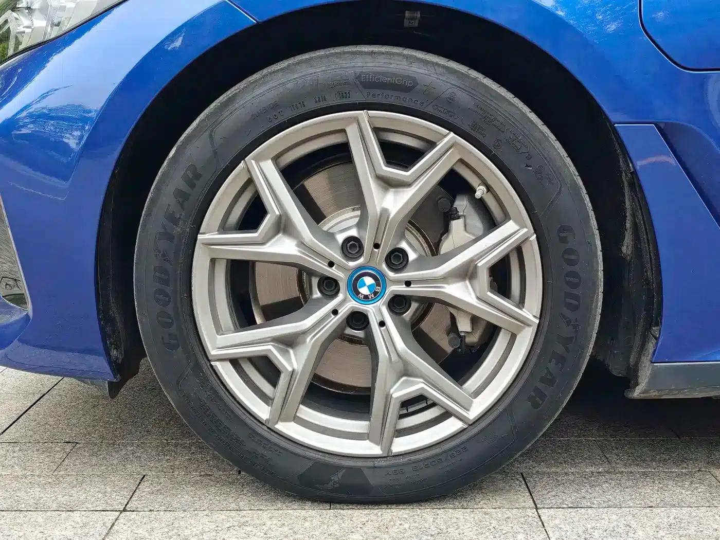 BMW i3 2022 eDrive 35L — миниатюра 7
