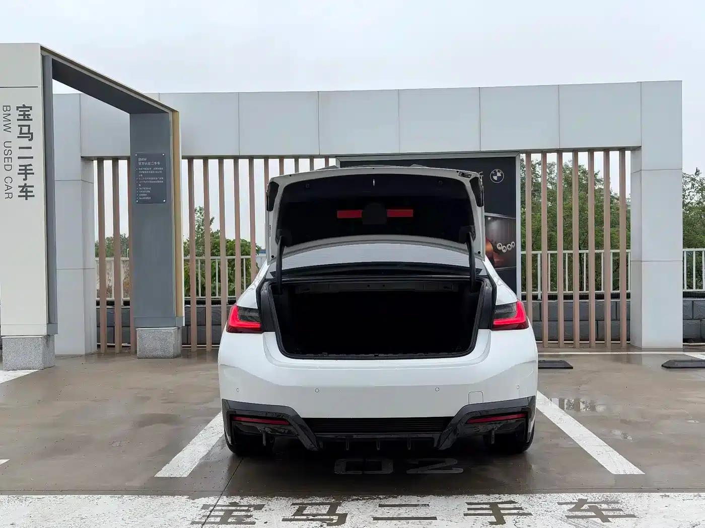 BMW i3 2024 eDrive 35L — миниатюра 14