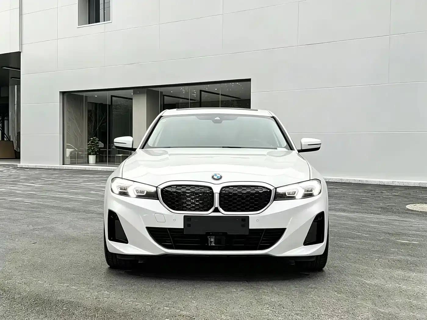 BMW i3 2025 eDrive 35 L — миниатюра 2