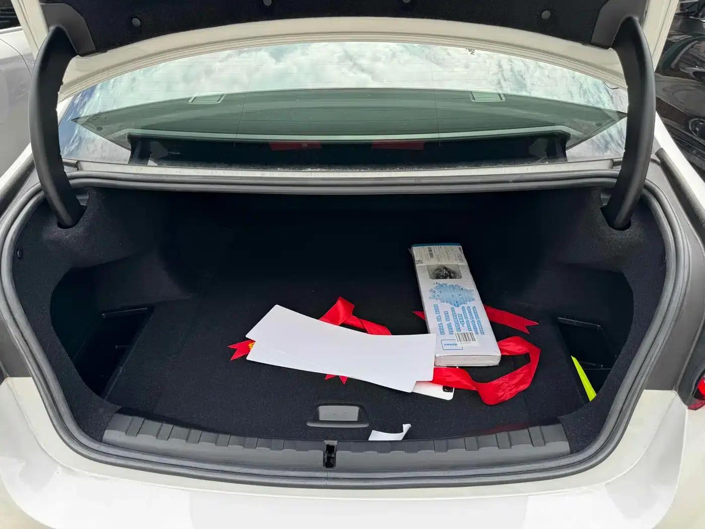 BMW i3 2025 eDrive 35 L — миниатюра 13