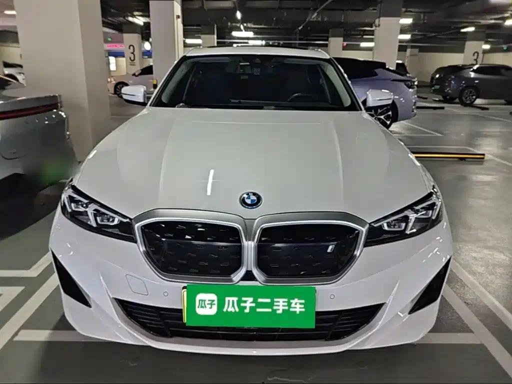 BMW i3 2022 eDrive 35L — миниатюра 3