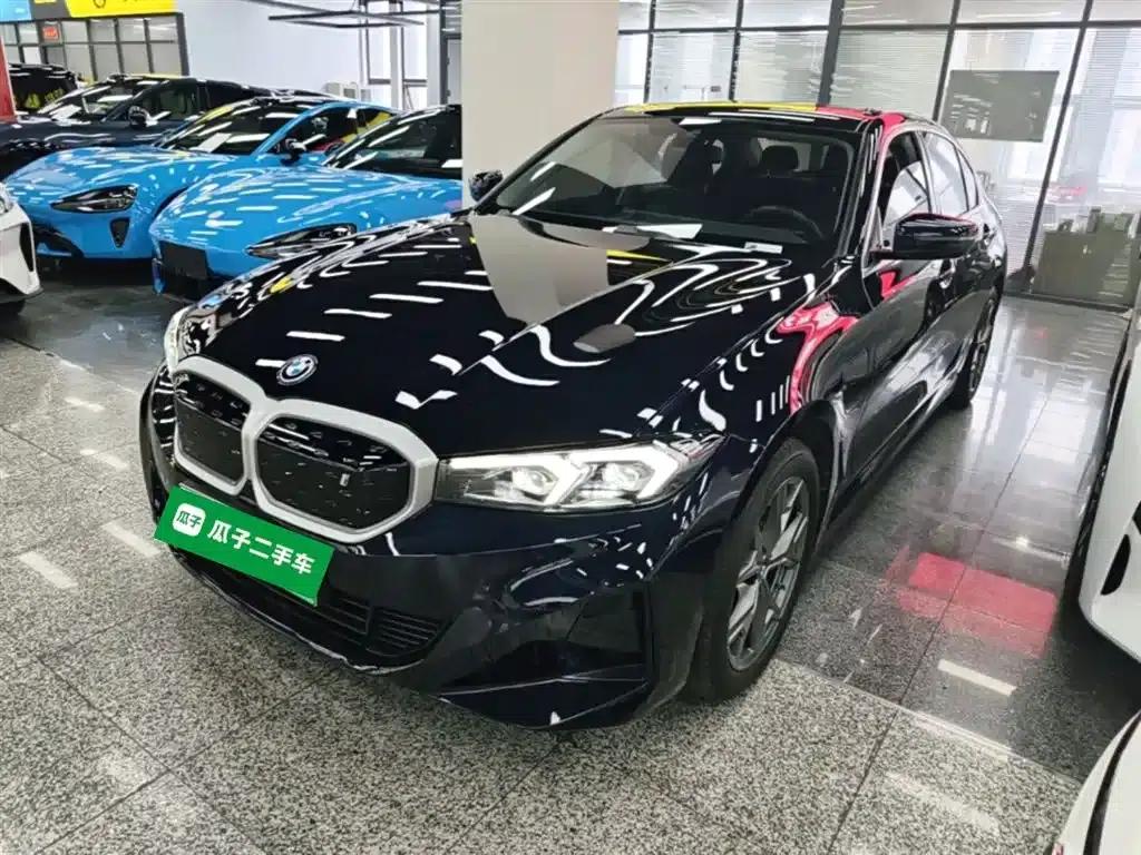 BMW i3 2022 eDrive 35L — миниатюра 1
