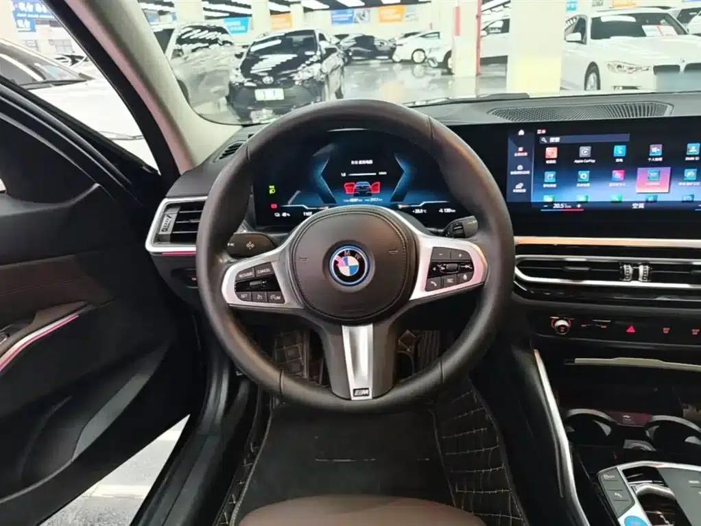 BMW i3 2022 eDrive 35L — миниатюра 11