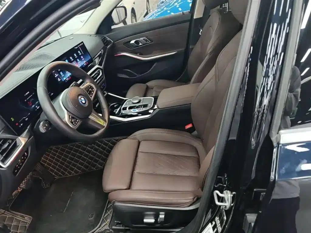 BMW i3 2022 eDrive 35L — миниатюра 15