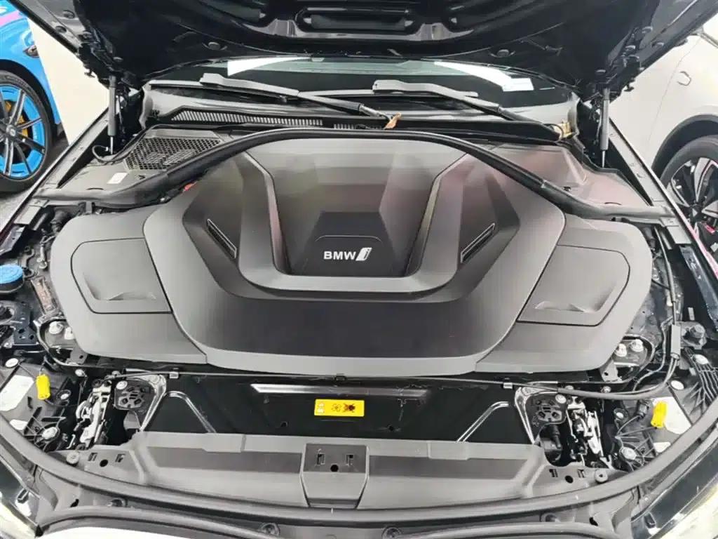 BMW i3 2022 eDrive 35L — миниатюра 20