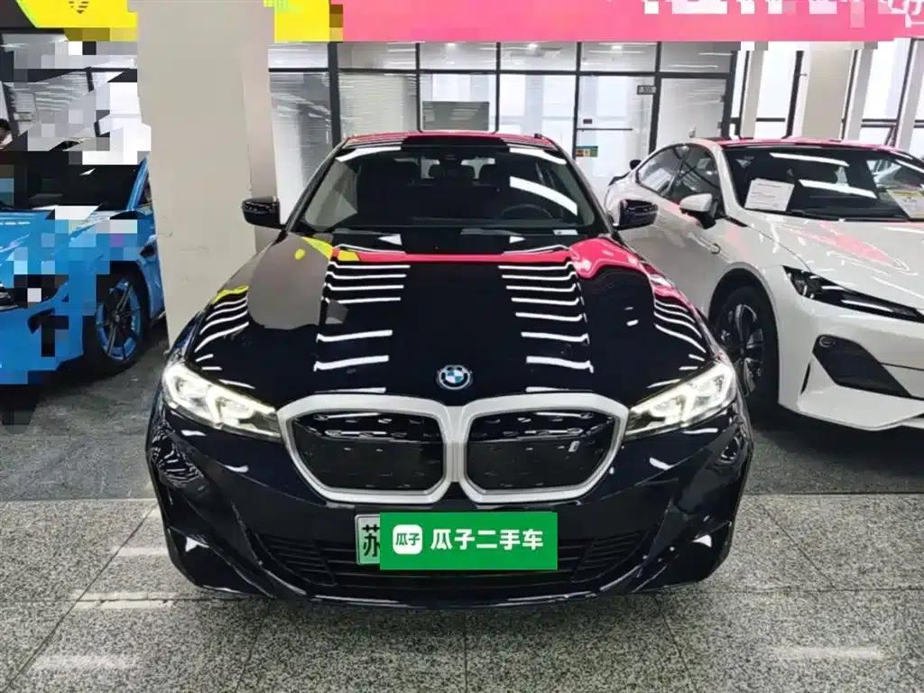 BMW i3 2022 eDrive 35L — миниатюра 3