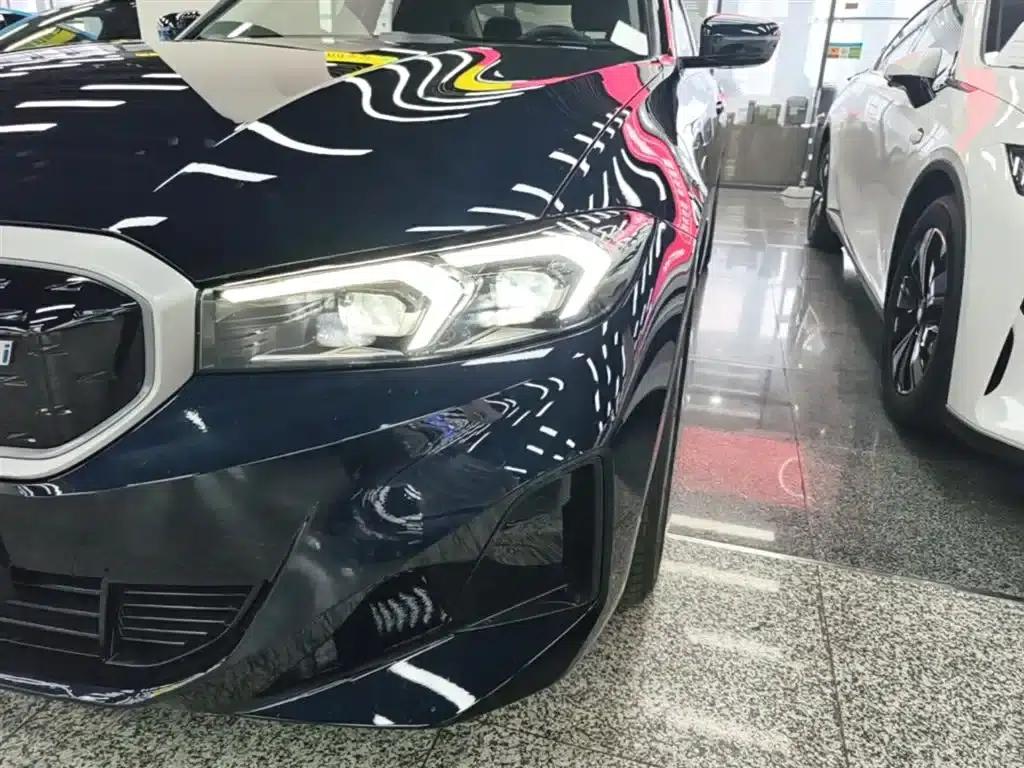 BMW i3 2022 eDrive 35L — миниатюра 24