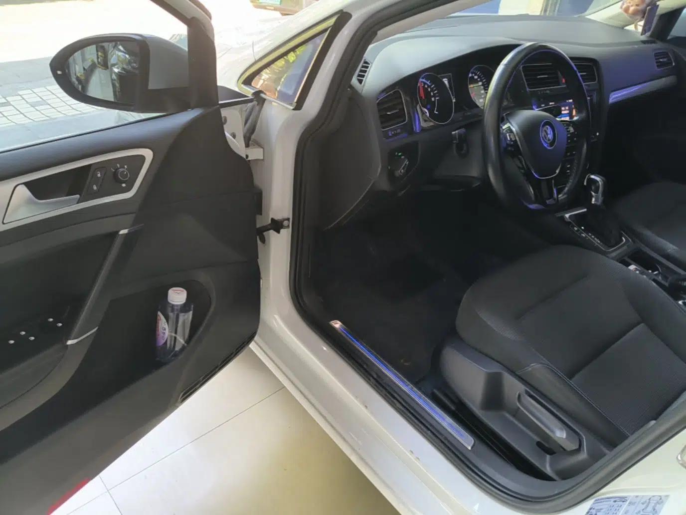 Used Volkswagen Golf Pure Electric 2020 Chari — миниатюра 18