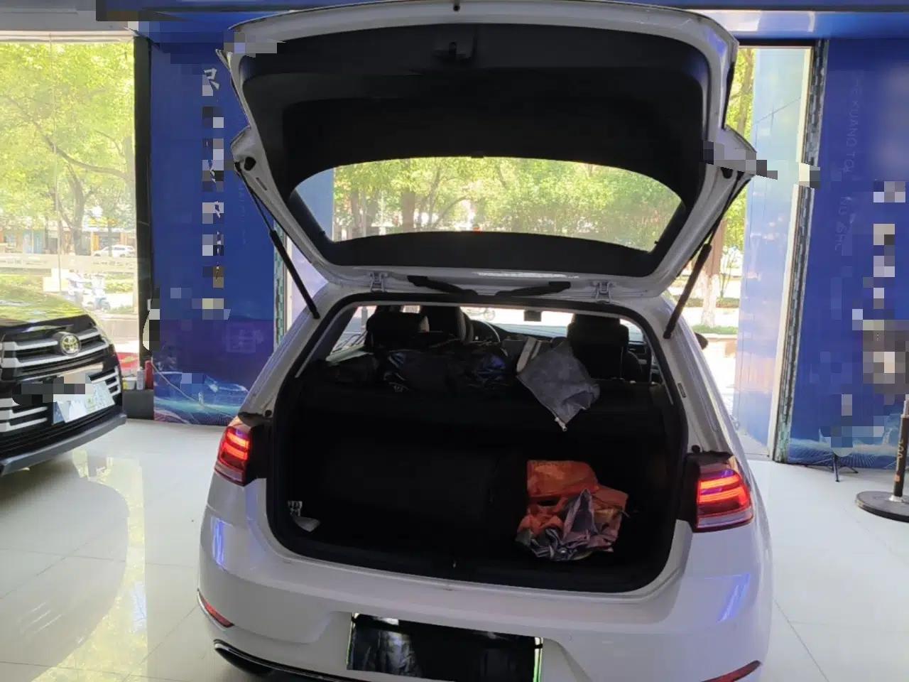 Used Volkswagen Golf Pure Electric 2020 Chari — миниатюра 22