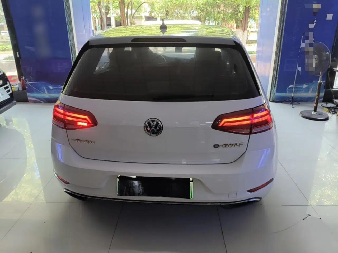 Used Volkswagen Golf Pure Electric 2020 Chari — миниатюра 5