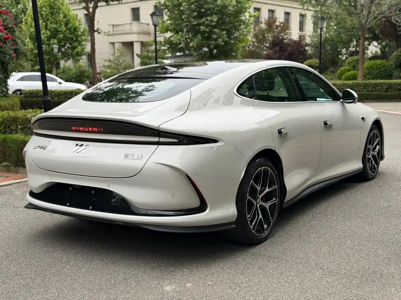 Zhiji L6 2025 Ultra — миниатюра 11