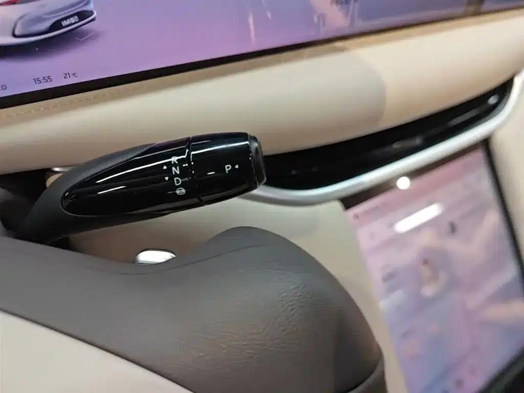 Zhiji L6 2024 Max Long Range Edition — миниатюра 14