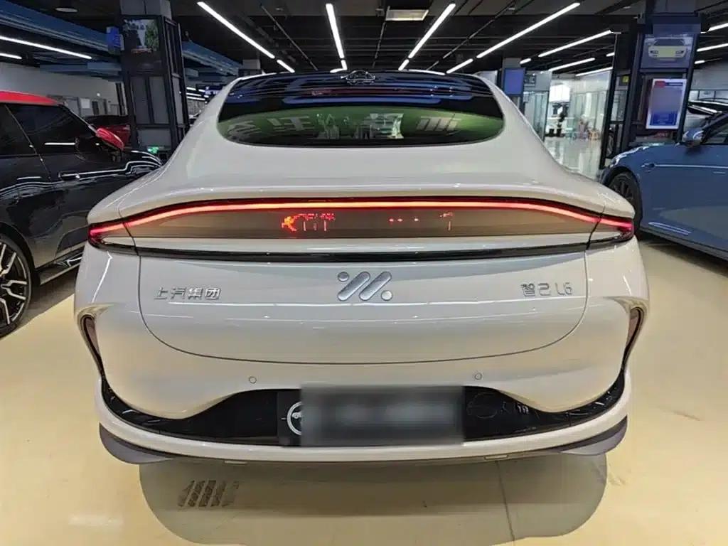 Zhiji L6 2024 Max Long Range Edition — миниатюра 6