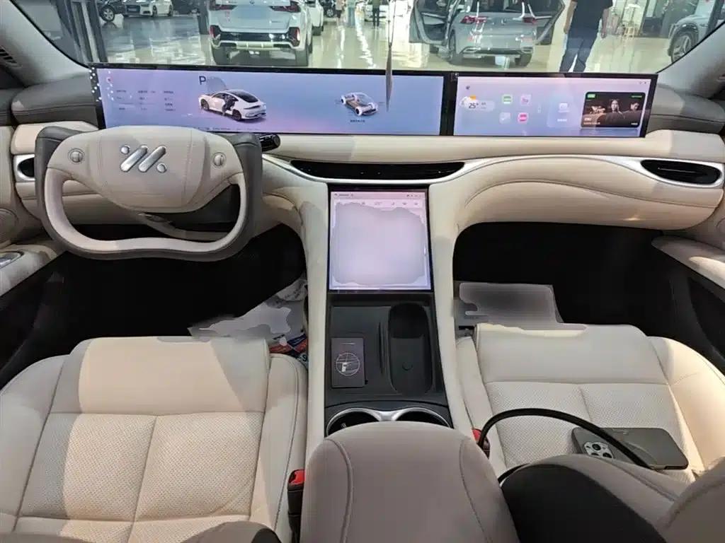 Zhiji L6 2024 Max Long Range Edition — миниатюра 10