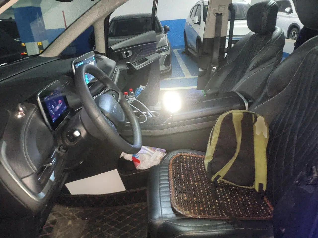 Used SAIC MAXUS Dajia 9 2022 Long-Range Oasis 7-Seater Version — миниатюра 15