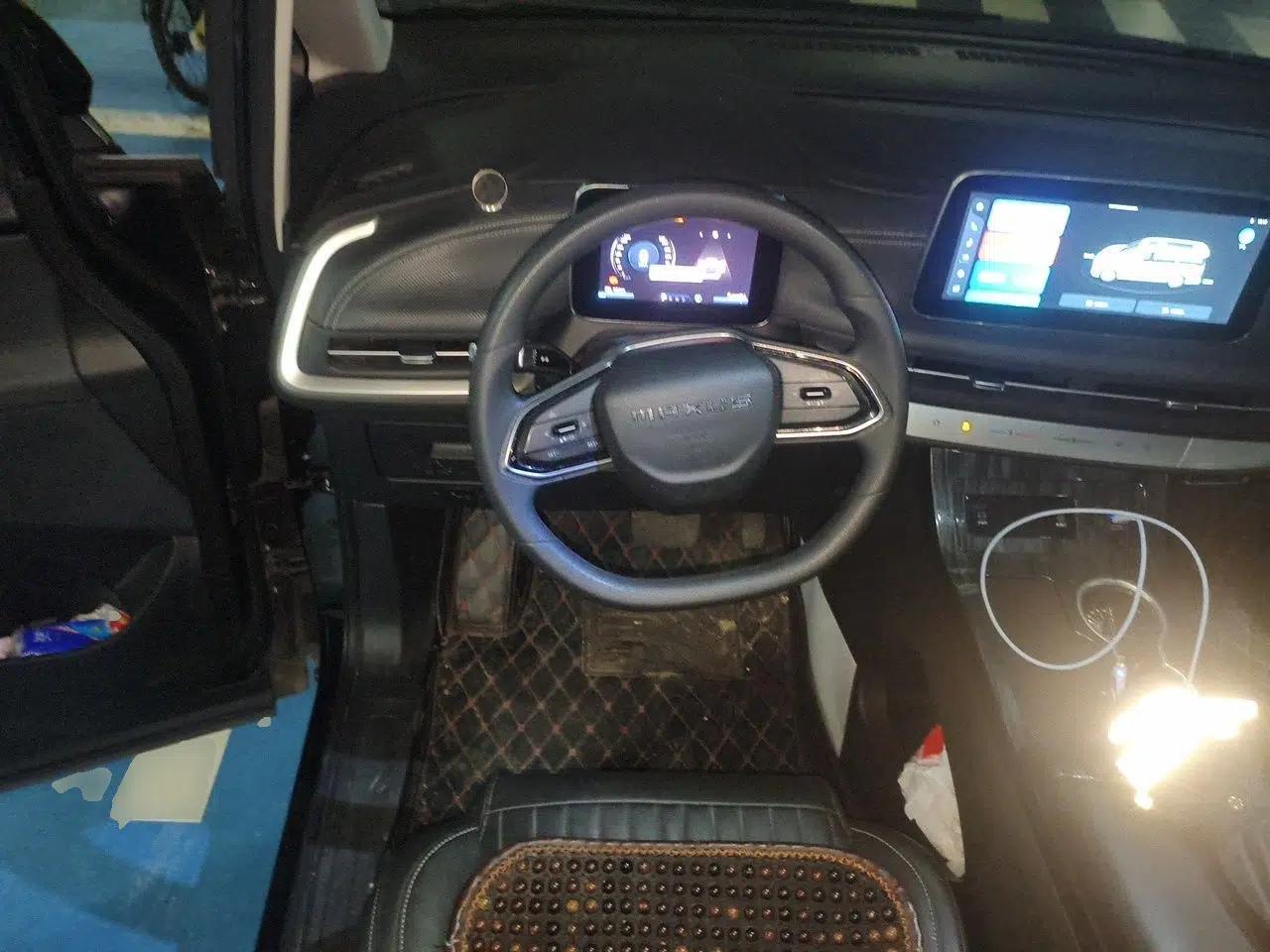 Used SAIC MAXUS Dajia 9 2022 Long-Range Oasis 7-Seater Version — миниатюра 10