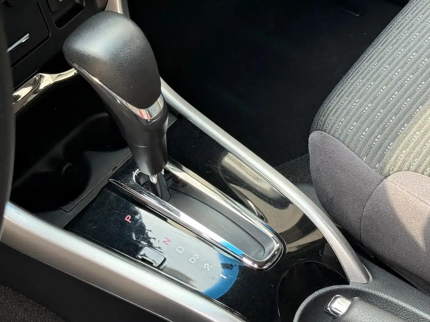 Honda Crider 2013 1.8L Automatic Deluxe Edition — миниатюра 8