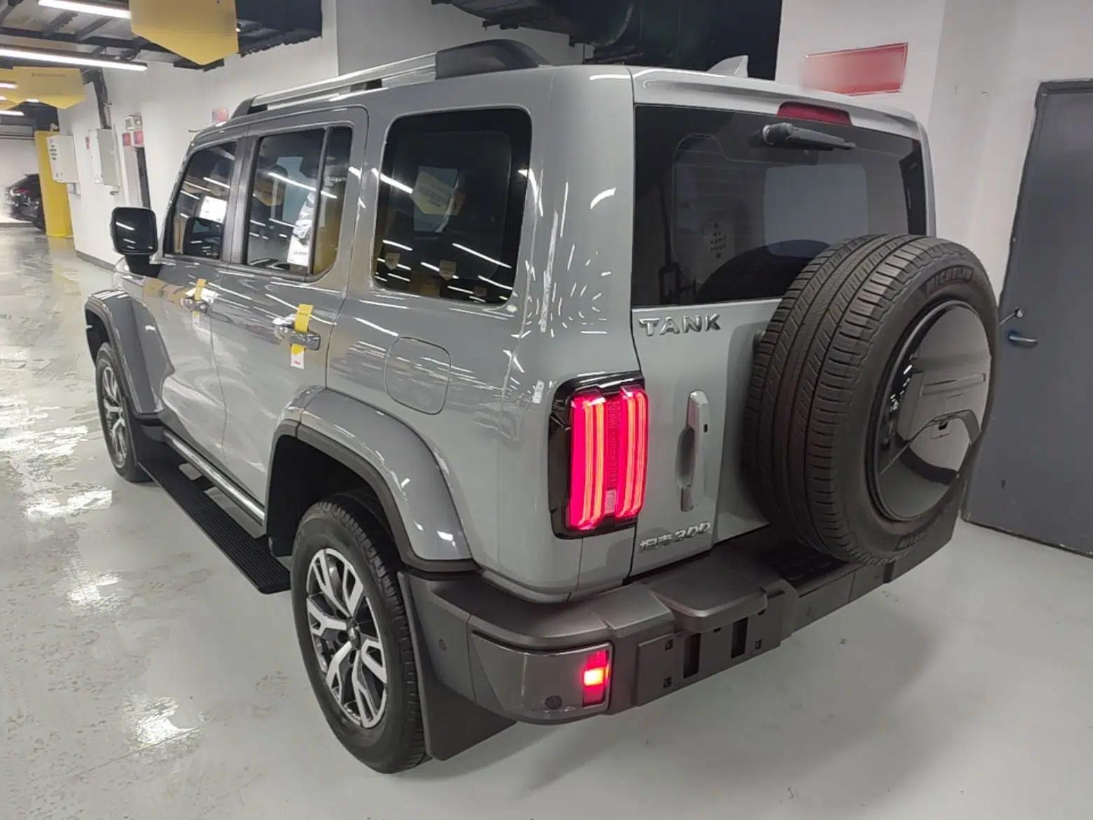 Used Tank 300 2021 City Edition 2.0T—Truly Stylish — миниатюра 4