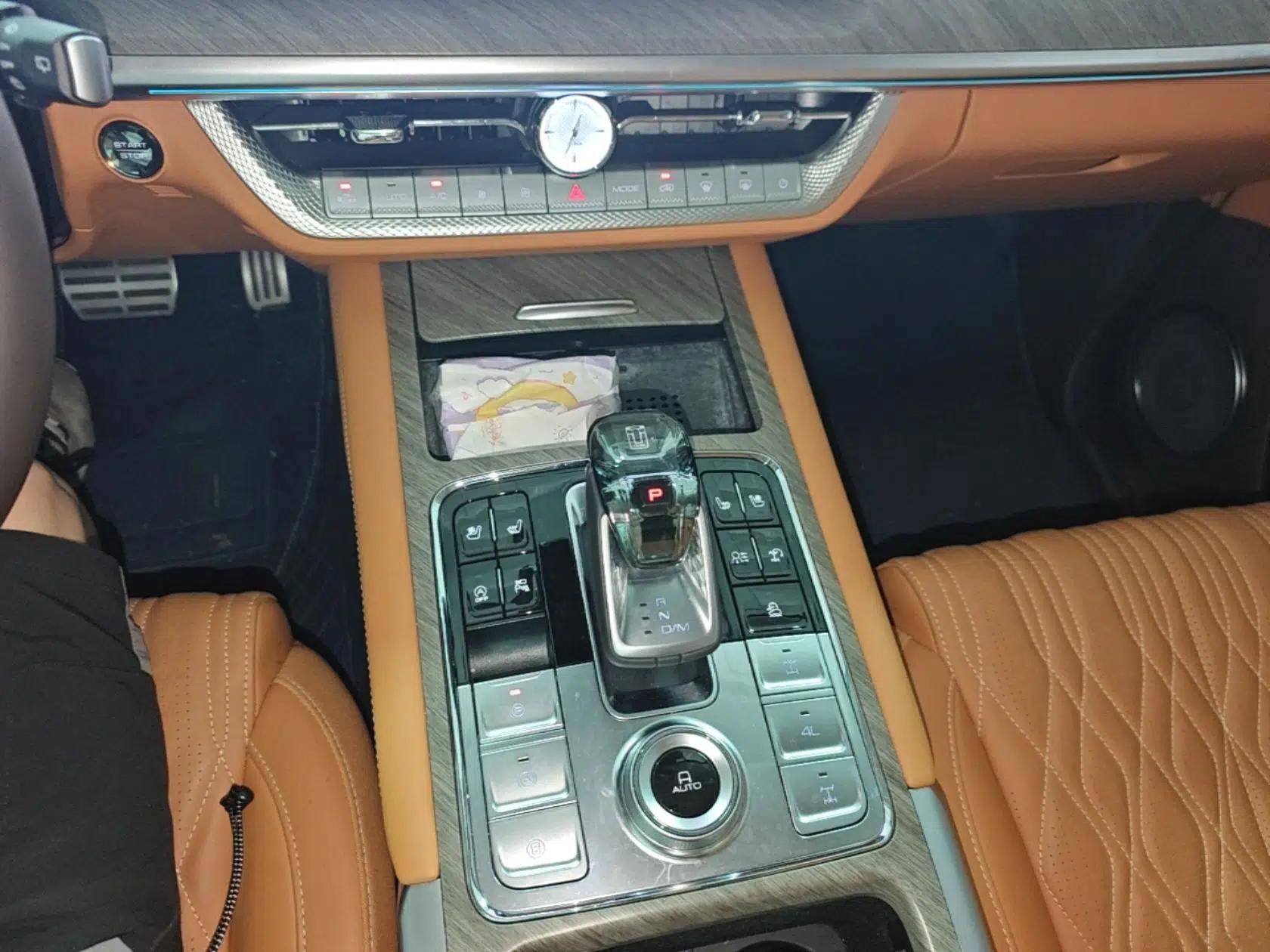 Used Tank 500 2022 3.0T Business Edition "Creation" Style 7 Seats — миниатюра 16