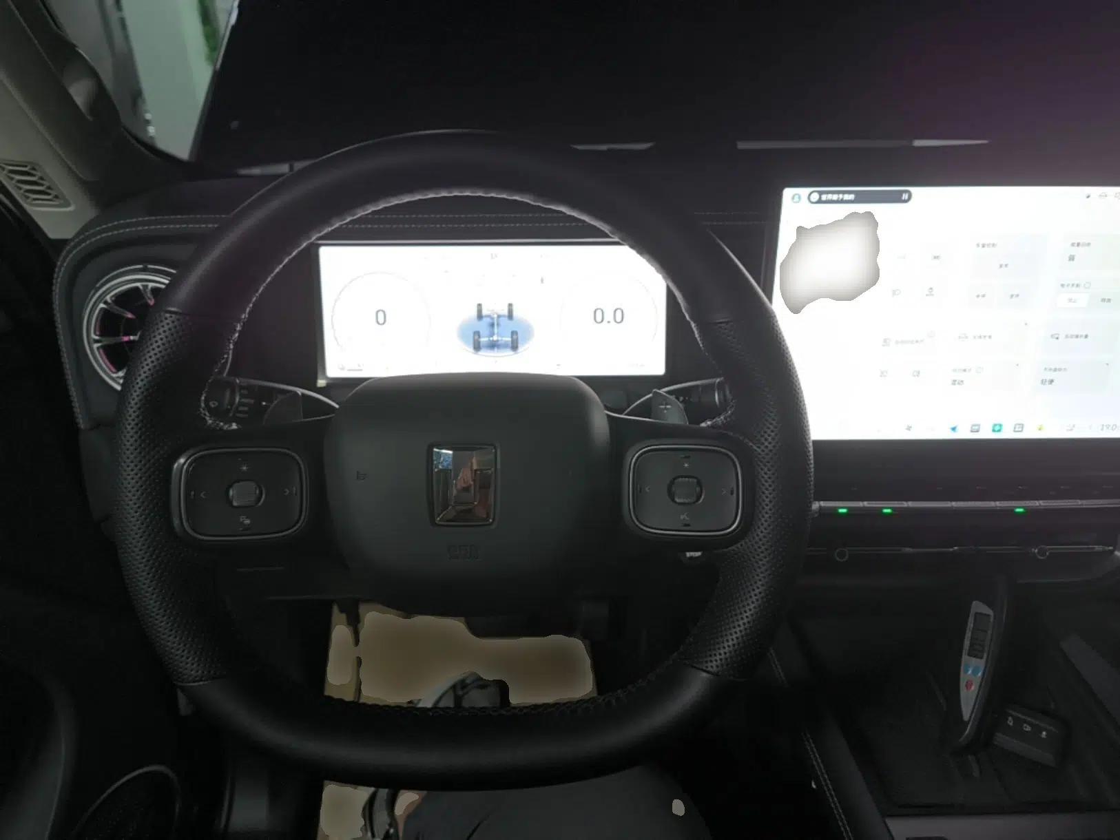 Used Tank 300 New Energy 2025 Hi4-T — миниатюра 13