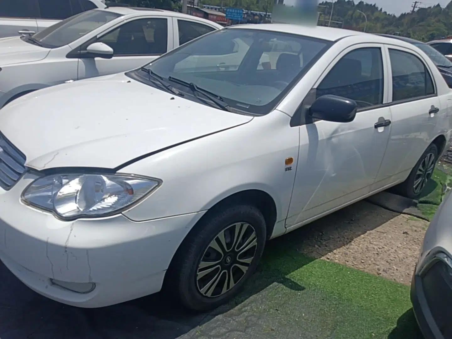 Used BYD F3 2012 Energy-Saving Model 1.5L Manual Comfort Version — миниатюра 1