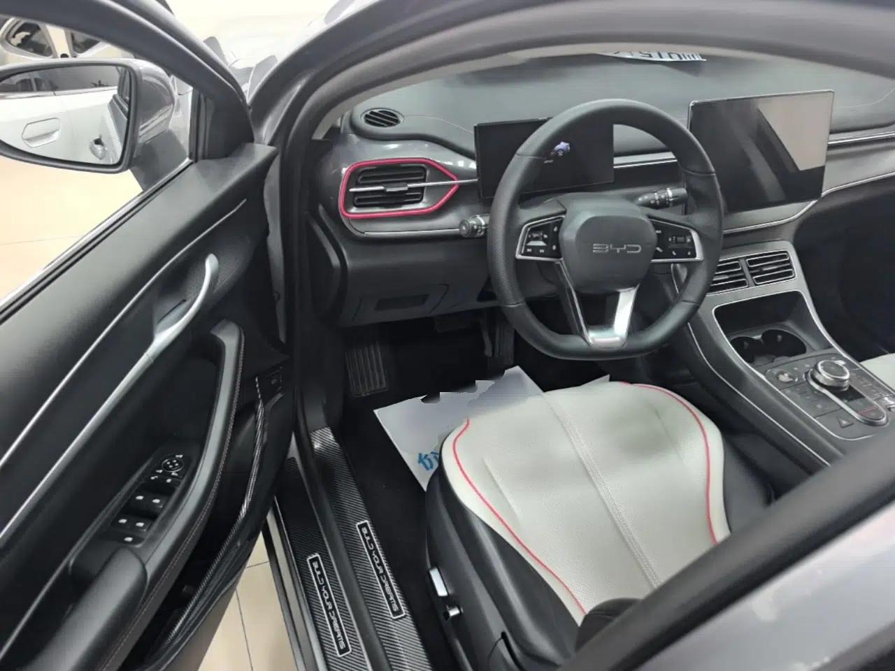 Used BYD Destroyer 05 2022 DM-i 120KM Prestige Model — миниатюра 18