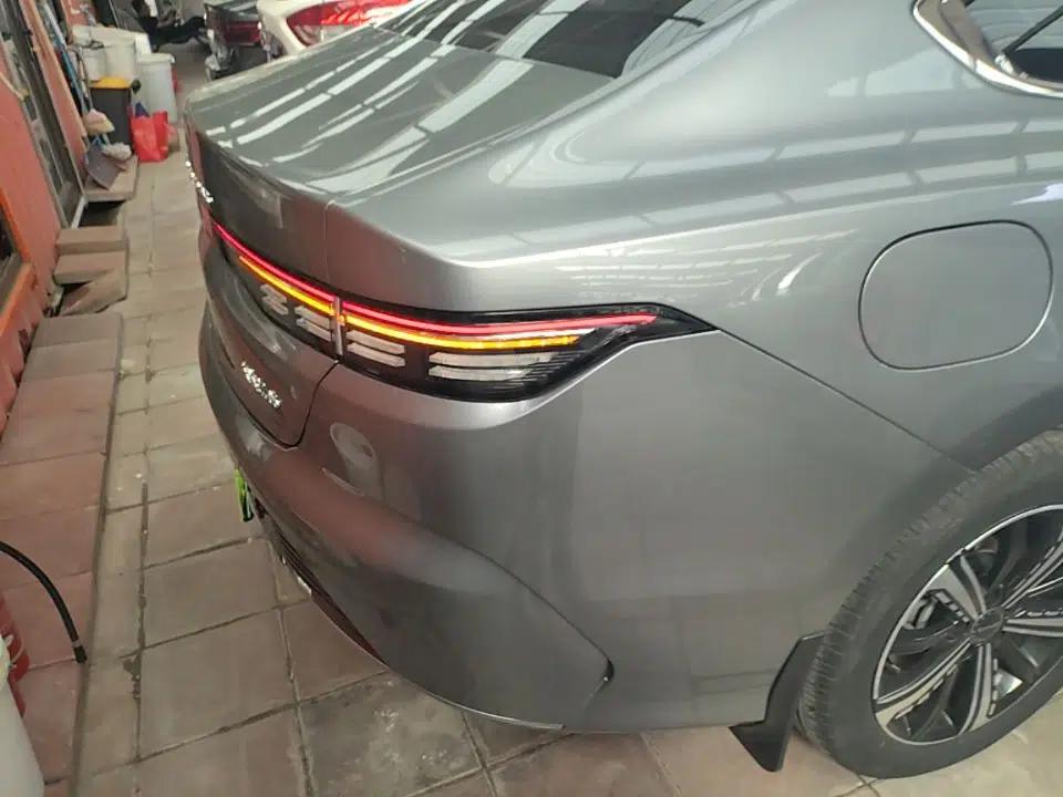 Used BYD Destroyer 05 2024 Honor Edition DM-i 120KM Luxury Model — миниатюра 9