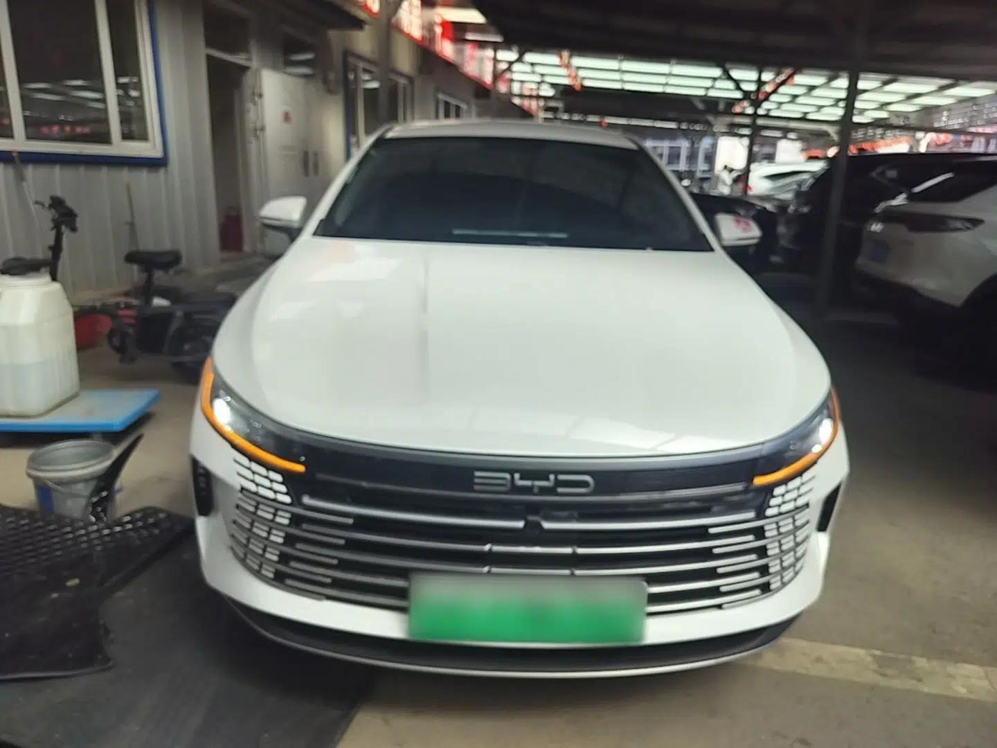 Used BYD Destroyer 05 2024 HONOR Edition DM-i 55KM Luxury Model — миниатюра 2