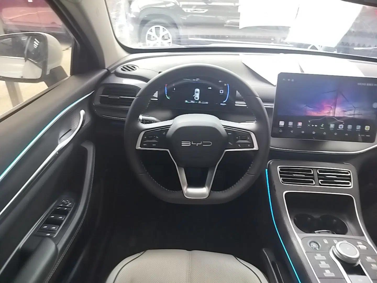 Used BYD Destroyer 05 2024 HONOR Edition DM-i 55KM Luxury Model — миниатюра 18