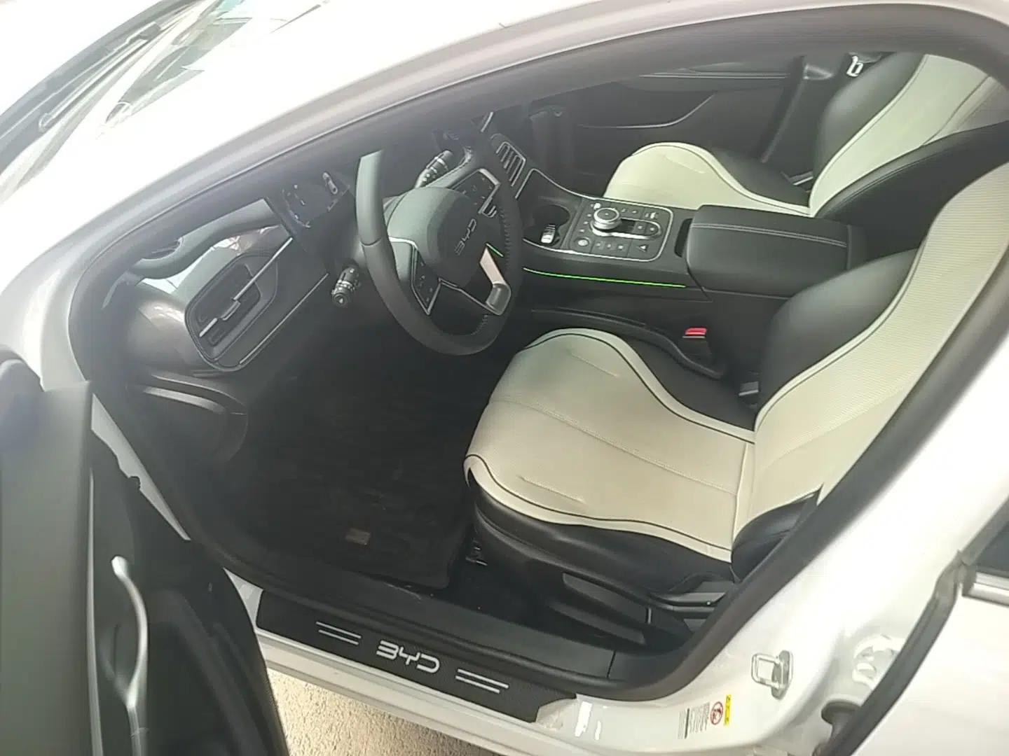 Used BYD Destroyer 05 2024 HONOR Edition DM-i 55KM Luxury Model — миниатюра 23