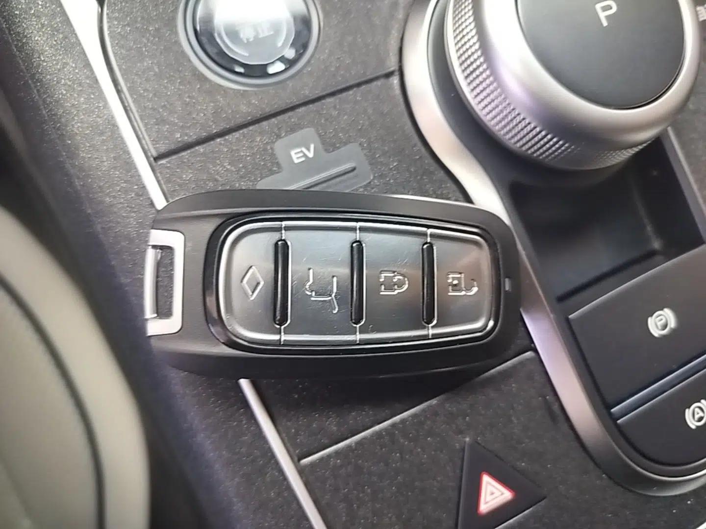 Used BYD Destroyer 05 2024 HONOR Edition DM-i 55KM Luxury Model — миниатюра 28