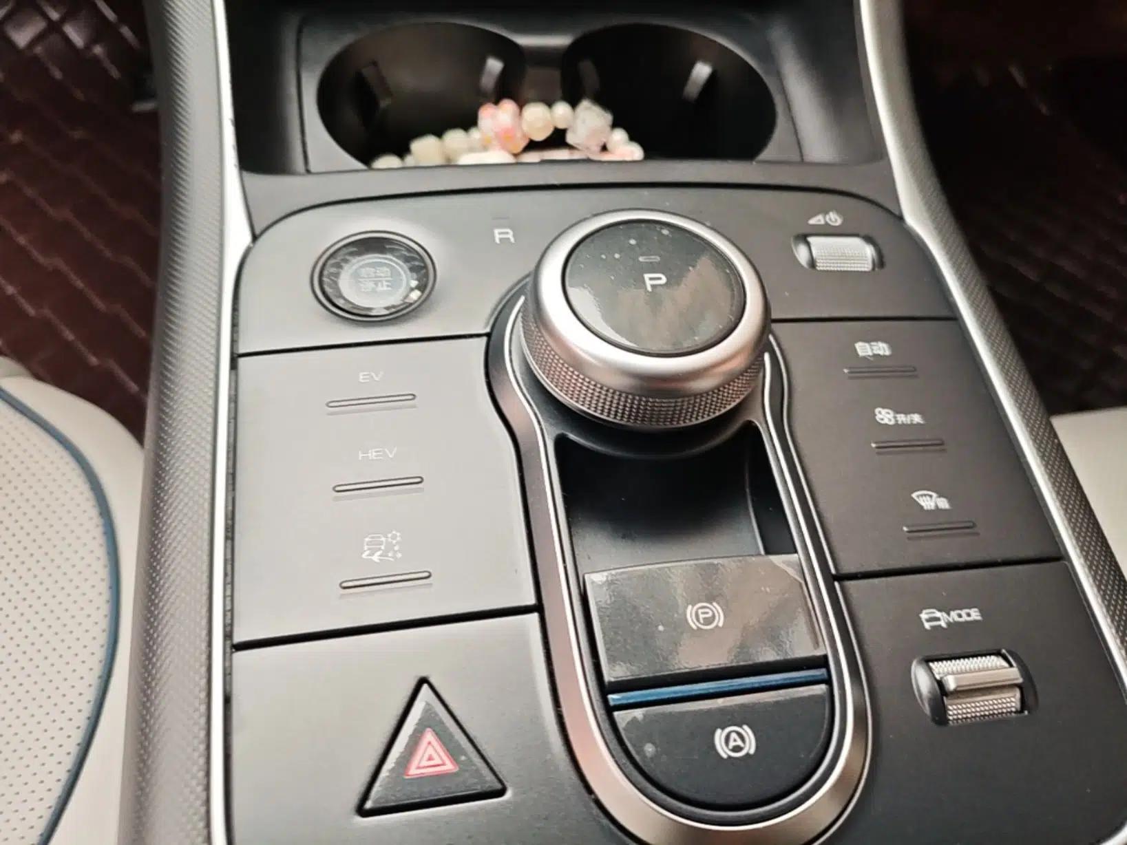 Used BYD Destroyer 05 2024 HONOR Edition DM-i 55KM Luxury Model — миниатюра 16