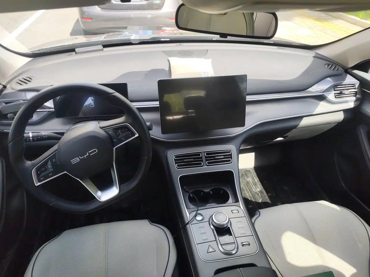 Used BYD Destroyer 05 2023 Champion Edition DM-i 55KM Luxury Model — миниатюра 9