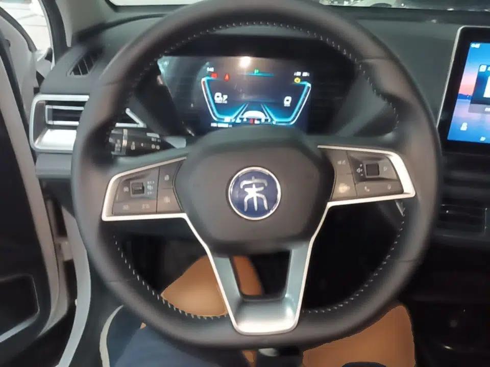 Used BYD Song Pro 2019 1.5T Automatic Prestige Model — миниатюра 13