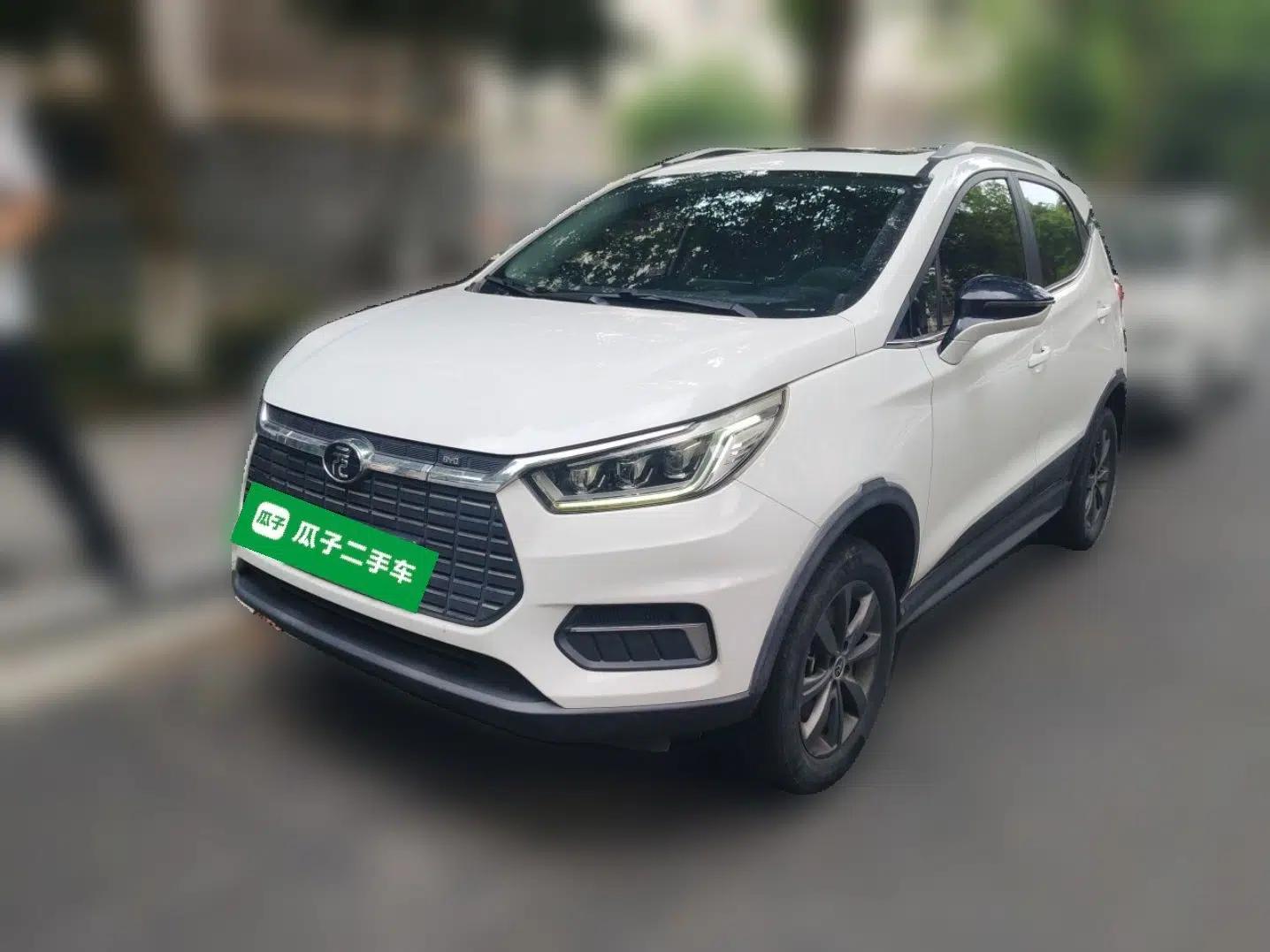 Used BYD Yuan New Energy 2019 EV360 Smart Connect Enjoyment Model — миниатюра 1