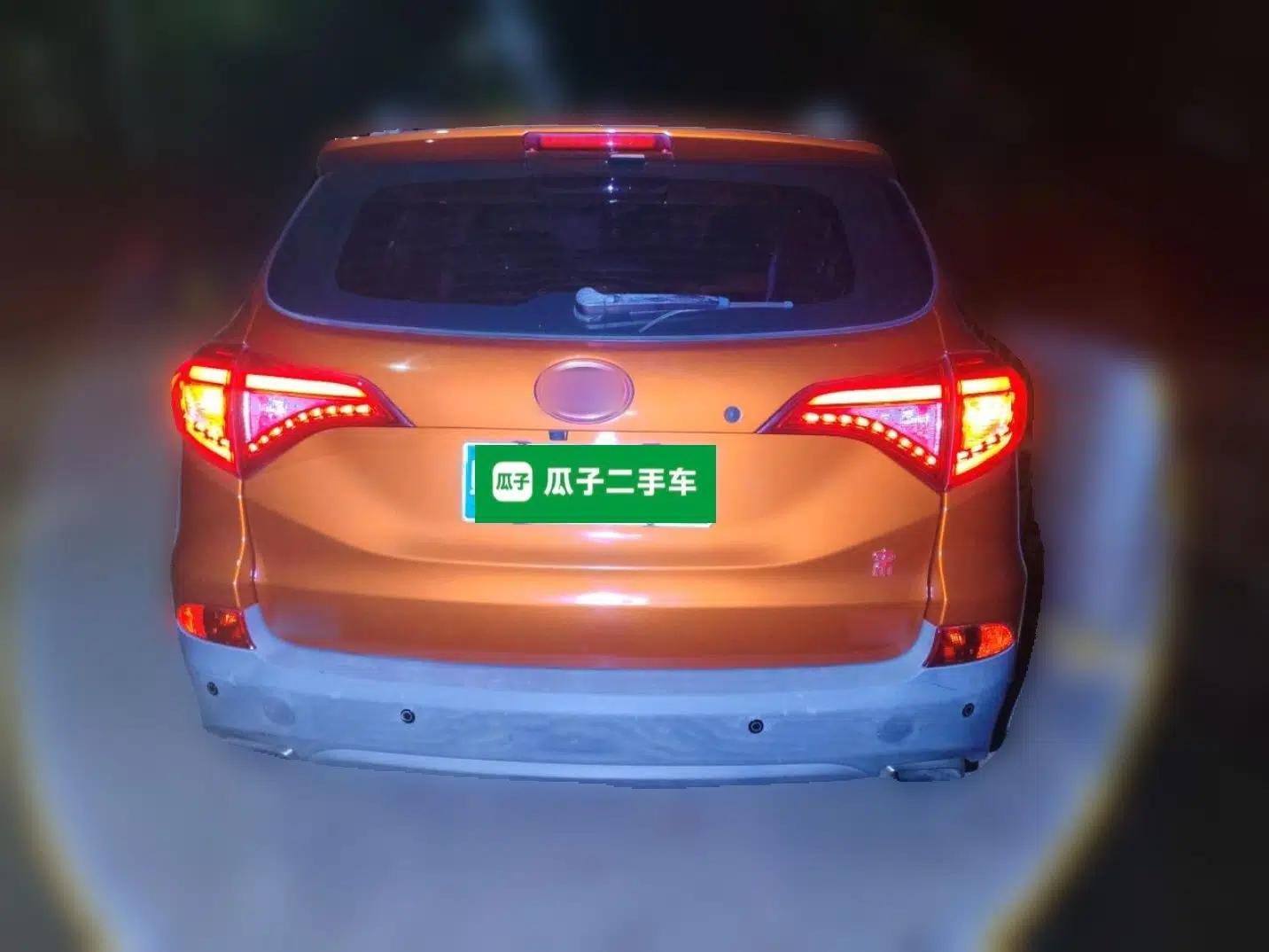 Used BYD Song 2016 GaiShi Edition 1.5TID Automatic Elite Model — миниатюра 5