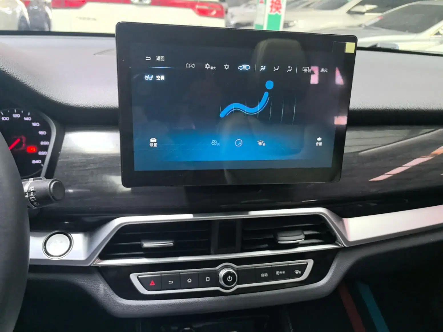 Used BYD Song 2021 Classic Edition 1.5T Automatic Elite Model — миниатюра 15