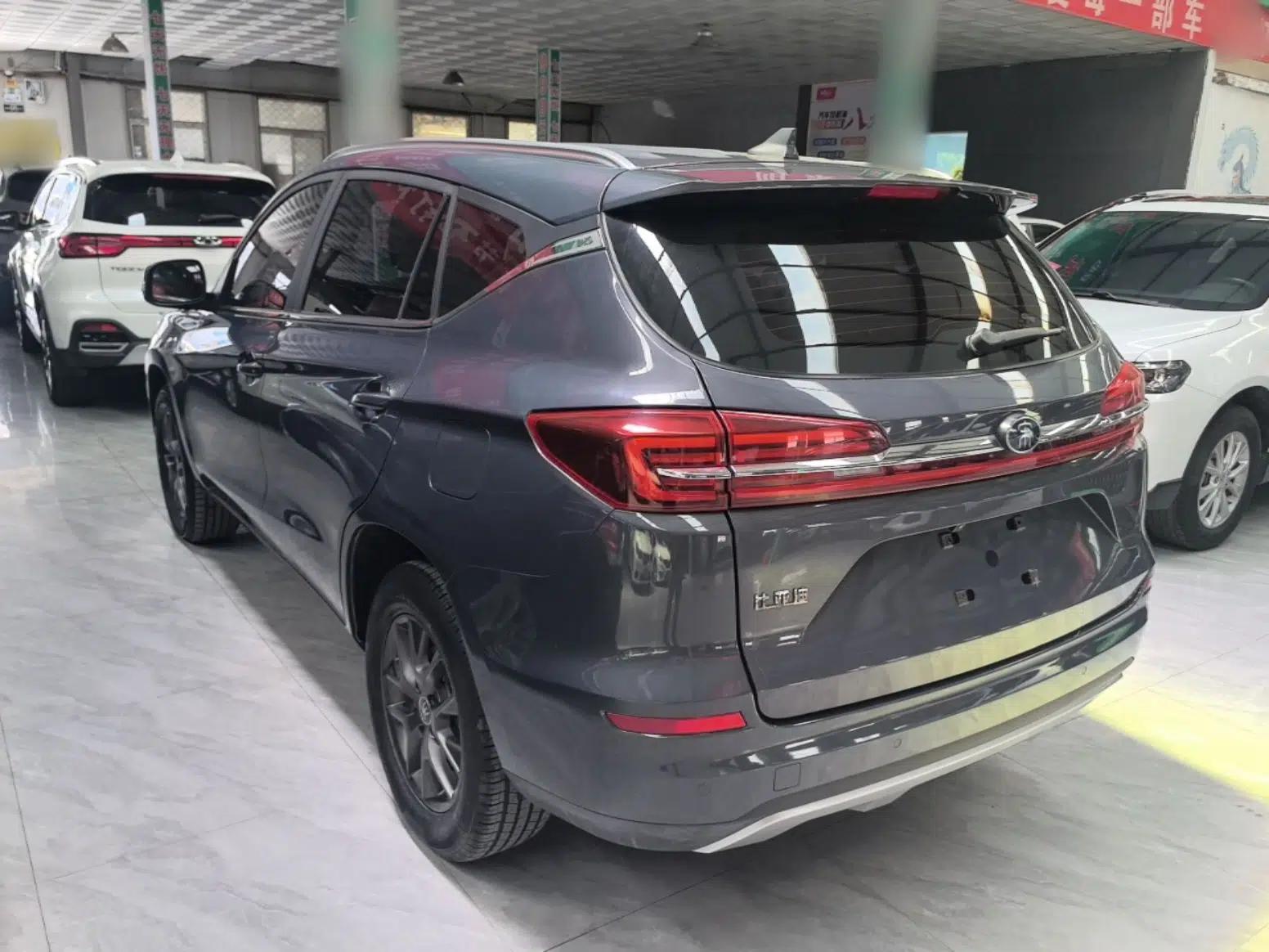 Used BYD Song 2021 Classic Edition 1.5T Automatic Elite Model — миниатюра 4