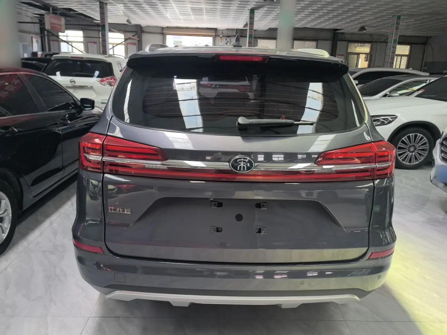 Used BYD Song 2021 Classic Edition 1.5T Automatic Elite Model — миниатюра 5